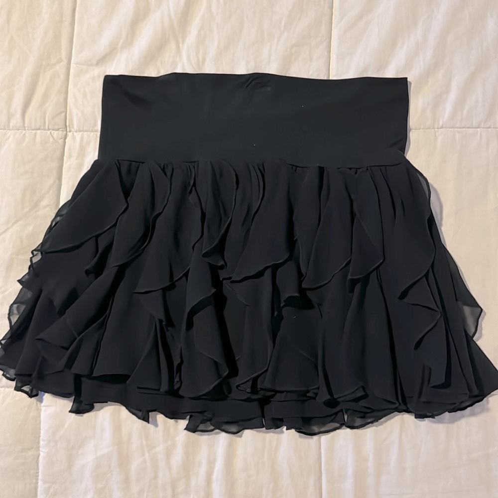NWT Black Ruffle Skirt